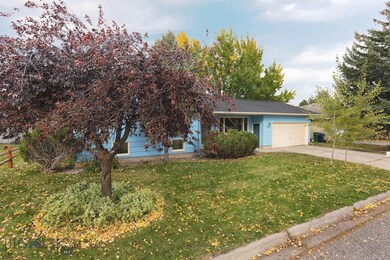 Established neighborhood close to MSU, trails, par