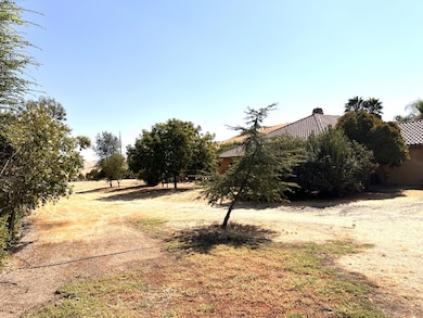 17616 Meagan Ct, Springville, CA 93265 - photo 4