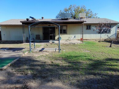 7732 W Cheery Lynn Rd, Phoenix, AZ 85033 - photo 5