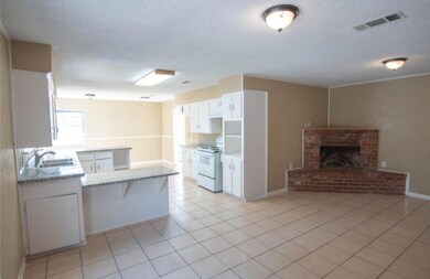 506 Allen Ct, Alvin, TX 77511 - photo 3