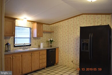 7511 Biscayne Bay Blvd, Middle River, MD 21220 - photo 6