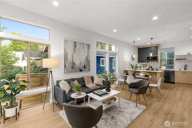 1203 H N Allen Place, Seattle, WA 98103 - photo 3