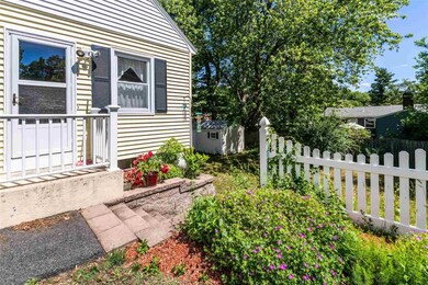 12 Luke St, Nashua, NH 03063 - photo 5