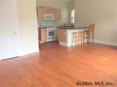 262 Yates St unit . 1, Albany, NY 12208 - photo 5