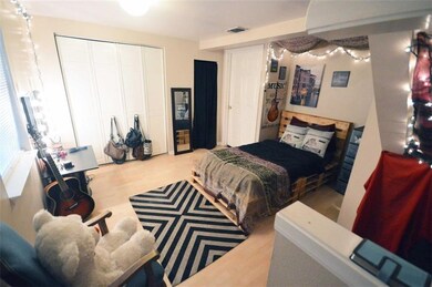 907 E 38th St unit B, Austin, TX 78705 - photo 6