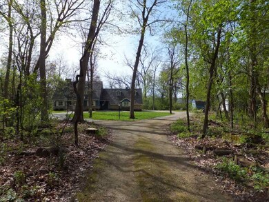 2332 Fitchburg Rd, Fitchburg, WI 53593 - photo 2