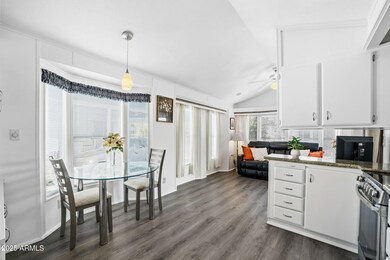 111 S Greenfield Rd unit 724, Mesa, AZ 85206 - photo 6