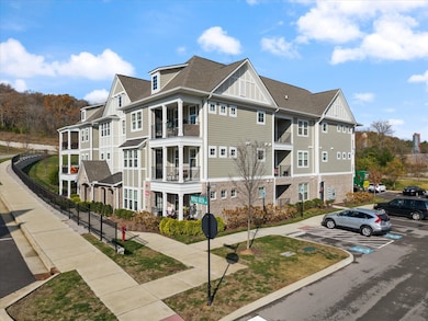 900 Vintage Green Ln unit 204, Franklin, TN 37064 - photo 2