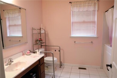 Main Full Bath