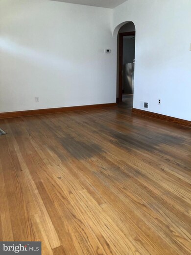 4525 Forest View Ave, Baltimore, MD 21206 - photo 4