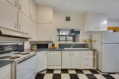 5 Laurel Dr, Lincoln, MA 01773 - photo 5