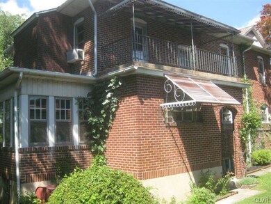 318 Washington St, Walnutport, PA 18088 - photo 4