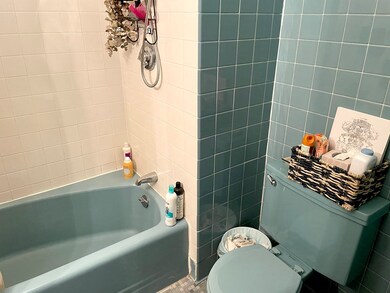 39 Garrison Rd unit Rd, Brookline, MA 02445 - photo 6