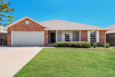 2112 NE 13th St, Moore, OK 73160 - photo 2