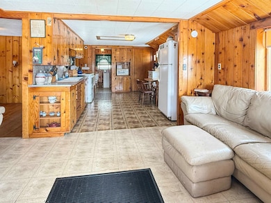 19 Gray Rd, Pittsburg, NH 03592 - photo 6