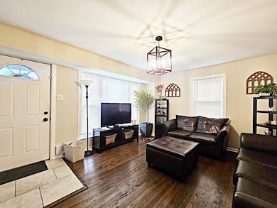 1522 Forest Ave, Calumet City, IL 60409 - photo 2