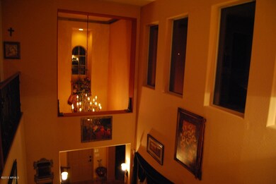 DRAMATIC HIGH CEILINGS