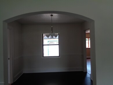 6518 Burgundy Rd S, Jacksonville, FL 32210 - photo 5