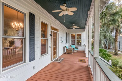 94 BD - Front Porch from left side to ri