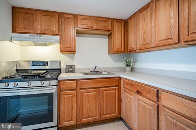 72 Ethan Allen Ct, Newark, DE 19711 - photo 5