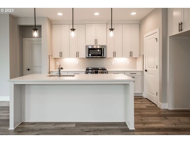 614 SW 49th Dr, Gresham, OR 97080 - photo 6