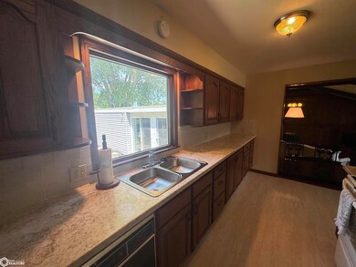 407 E North St, Bloomfield, IA 52537 - photo 7