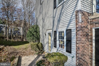 6118 Old Landing Way unit 69, Burke, VA 22015 - photo 2