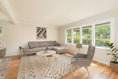 Living Room (virtually staged)