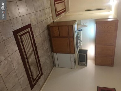 2065 Royal Fern Ct unit 21B, Reston, VA 20191 - photo 3