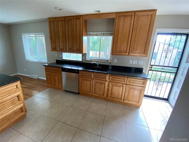 2245 Iola St, Aurora, CO 80010 - photo 7