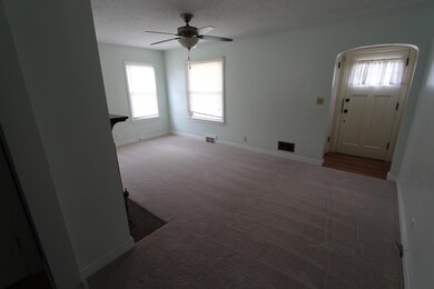 1023 Bernhard Rd, Columbus, OH 43227 - photo 7