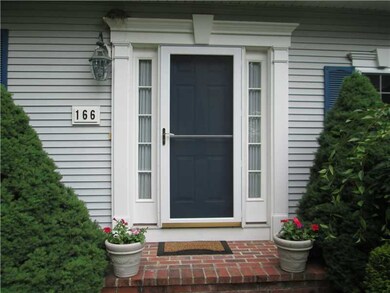 166 Fieldstone Ln, Saunderstown, RI 02874 - photo 4