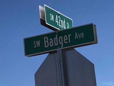 2 SW Badger Ave, Redmond, OR 97756 - photo 5