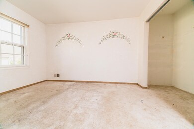 25 Scenic Freehold-25