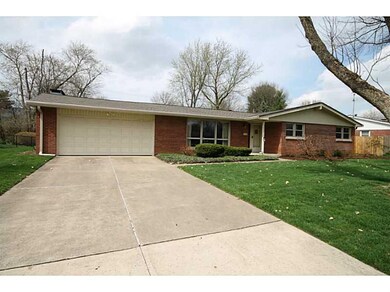 3820 Colonial Dr, Columbus, IN 47203 - photo 2