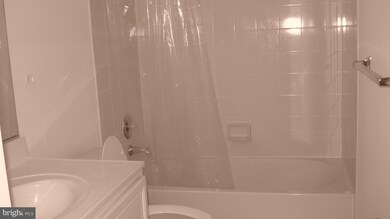 42831 Sykes Terrace, Chantilly, VA 20152 - photo 2