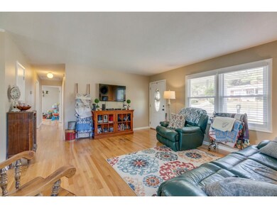 1012 Fremont Dr, Johnson City, TN 37601 - photo 7