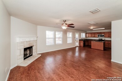 24634 Magnolia Falls, San Antonio, TX 78261 - photo 4