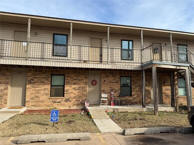 1901 E Lindsey St unit 9B, Norman, OK 73071 - photo 2