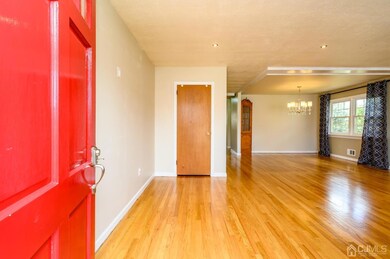 9 Milton Place, Middlesex, NJ 08846 - photo 3