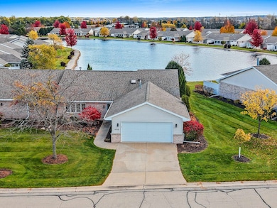 1638 Twin Lakes Cir unit 1638, Green Bay, WI 54311 - photo 2