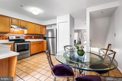 9827 Sherwood Farm Rd, Owings Mills, MD 21117 - photo 7