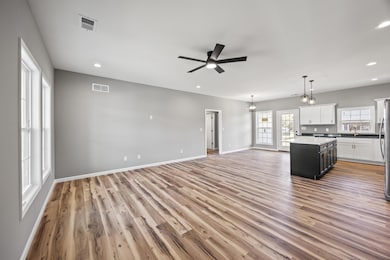 117 Knob View Trace, Junction City, KY 40440 - photo 2