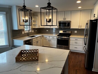 976 Greenview Ave, Des Plaines, IL 60016 - photo 4