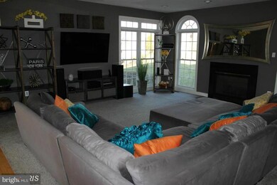 807 Colette Ct, Odenton, MD 21113 - photo 7