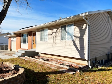 3784 Dimrall Dr, Salt Lake City, UT 84129 - photo 3