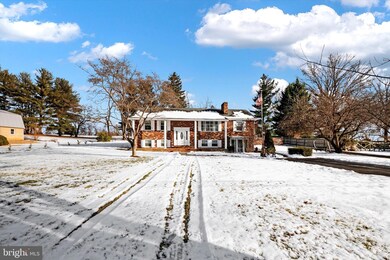 12823 Spickler Rd, Clear Spring, MD 21722 - photo 3