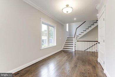 6912 Sycamore St, Falls Church, VA 22046 - photo 7