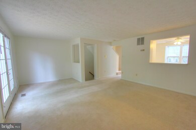 9404 Chippenham Dr, Laurel, MD 20723 - photo 3