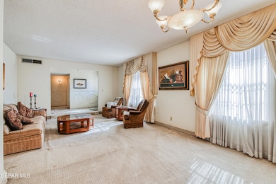 10915 Bella Vista Dr, El Paso, TX 79935 - photo 4